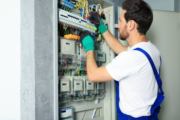 Best Emergency Electrician Near Me  in Calhoun City, MS
